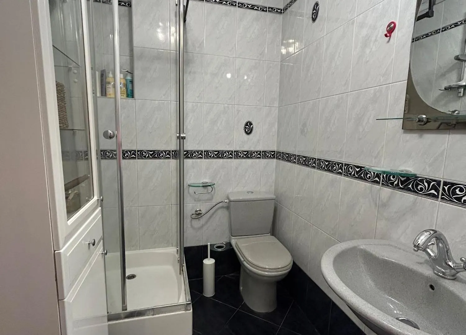 Apartment Sopot Centrum, Apartament W Dolinie Golebiewskiej +Hala Garazowa